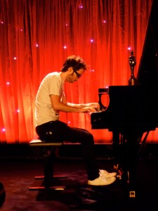 James_rhodes_pianist